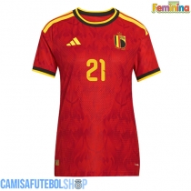 Camisa de time de futebol Bélgica Timothy Castagne #21 Replicas 1º Equipamento Feminina Mundo 2026 Manga Curta